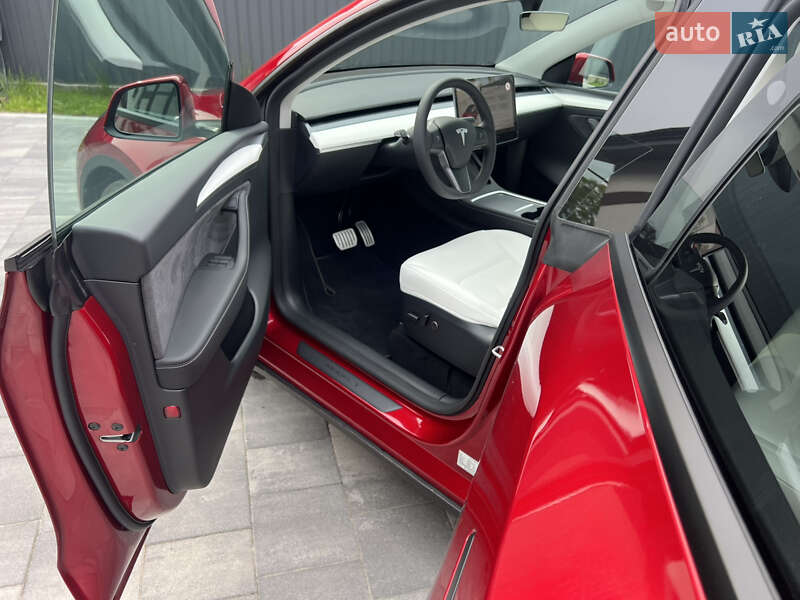 Внедорожник / Кроссовер Tesla Model Y 2024 в Староконстантинове фото 6 Внедорожник / Кроссовер Tesla Model Y 2024 в Староконстантинове