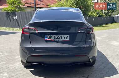 Внедорожник / Кроссовер Tesla Model Y 2022 в 