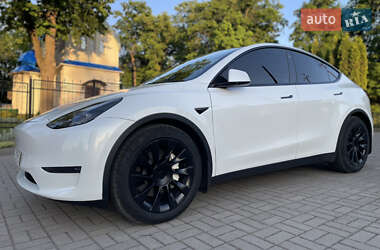 Внедорожник / Кроссовер Tesla Model Y 2022 в 