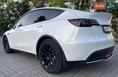 Внедорожник / Кроссовер Tesla Model Y 2022 в 
