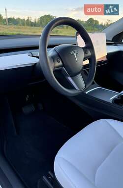 Внедорожник / Кроссовер Tesla Model Y 2022 в 