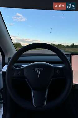 Внедорожник / Кроссовер Tesla Model Y 2022 в 