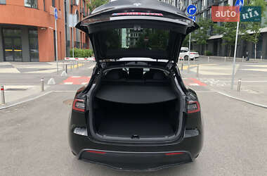Позашляховик / Кросовер Tesla Model Y 2022 в 