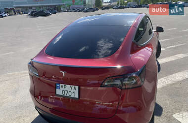 Позашляховик / Кросовер Tesla Model Y 2021 в 