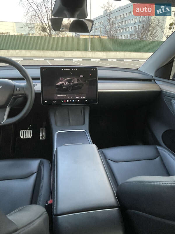 Внедорожник / Кроссовер Tesla Model Y 2022 в Киеве