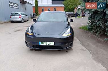 Внедорожник / Кроссовер Tesla Model Y 2024 в 