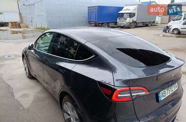 Внедорожник / Кроссовер Tesla Model Y 2024 в 