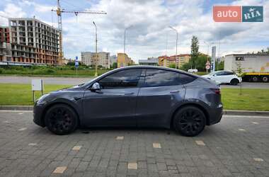 Внедорожник / Кроссовер Tesla Model Y 2021 в 