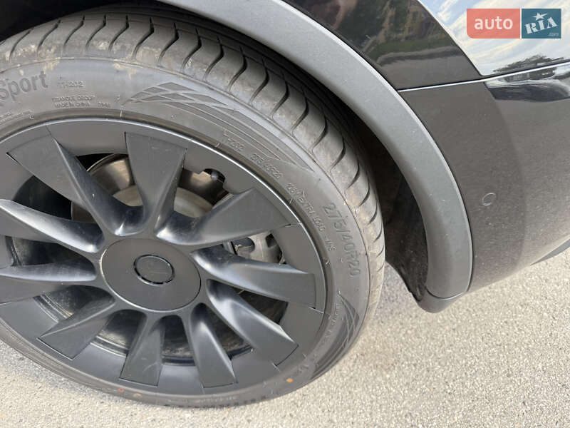 Внедорожник / Кроссовер Tesla Model Y 2021 в Харькове