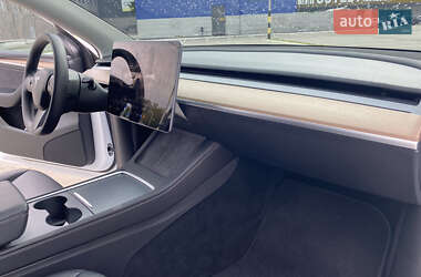 Внедорожник / Кроссовер Tesla Model Y 2022 в 