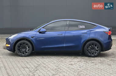 Внедорожник / Кроссовер Tesla Model Y 2023 в 