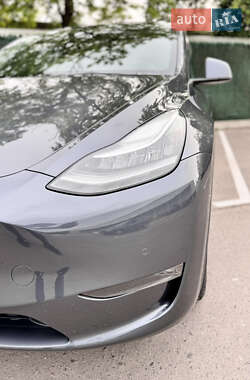 Внедорожник / Кроссовер Tesla Model Y 2021 в 
