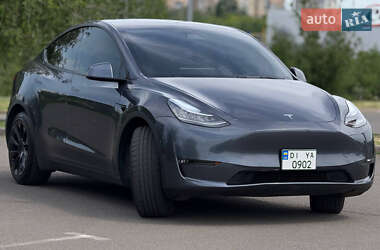 Внедорожник / Кроссовер Tesla Model Y 2021 в 