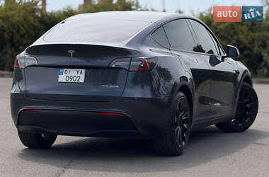 Внедорожник / Кроссовер Tesla Model Y 2021 в 