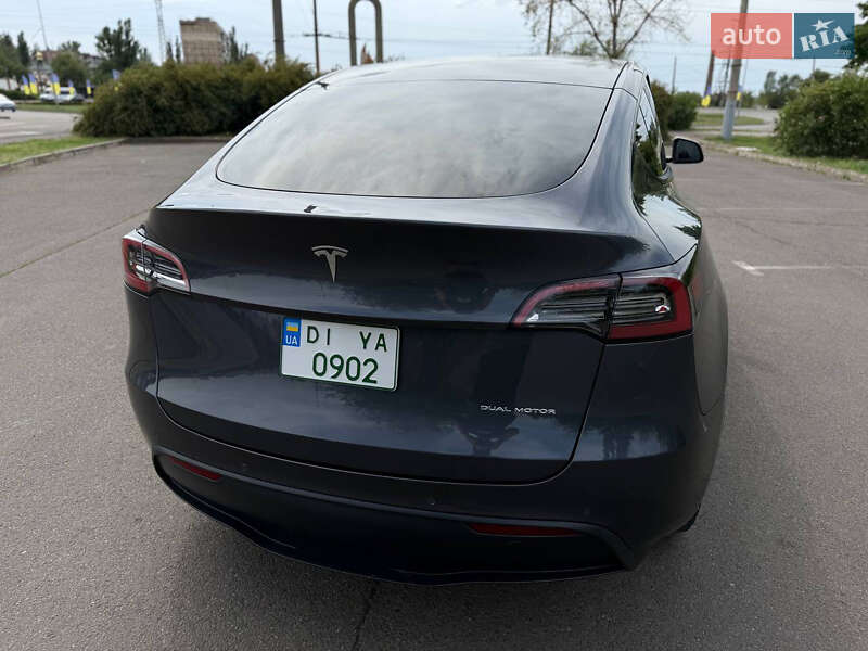 Внедорожник / Кроссовер Tesla Model Y 2021 в Кривом Роге