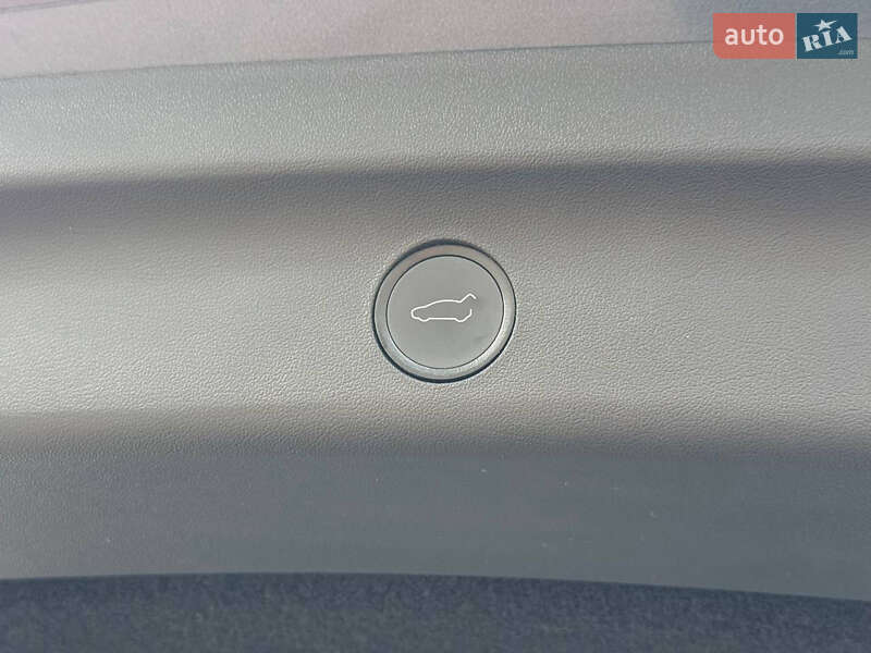 Внедорожник / Кроссовер Tesla Model Y 2021 в Кривом Роге
