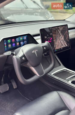 Позашляховик / Кросовер Tesla Model Y 2021 в 