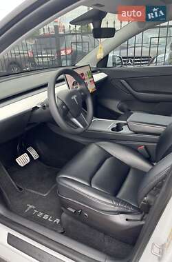 Внедорожник / Кроссовер Tesla Model Y 2021 в 