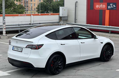 Внедорожник / Кроссовер Tesla Model Y 2022 в 