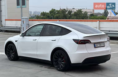 Внедорожник / Кроссовер Tesla Model Y 2022 в 