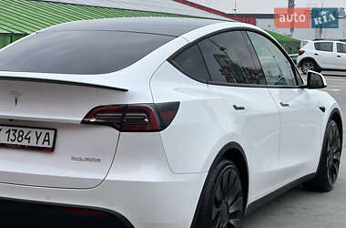 Внедорожник / Кроссовер Tesla Model Y 2022 в 