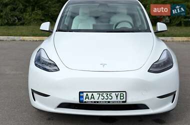 Внедорожник / Кроссовер Tesla Model Y 2021 в 