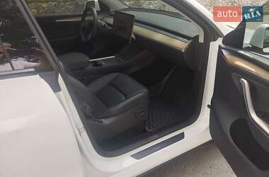 Внедорожник / Кроссовер Tesla Model Y 2023 в 