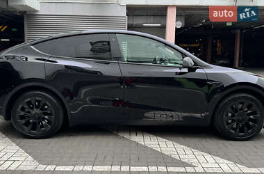 Внедорожник / Кроссовер Tesla Model Y 2023 в 