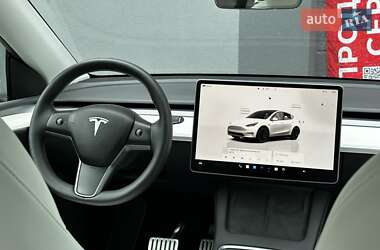 Внедорожник / Кроссовер Tesla Model Y 2022 в 
