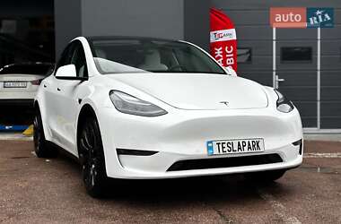 Внедорожник / Кроссовер Tesla Model Y 2022 в 