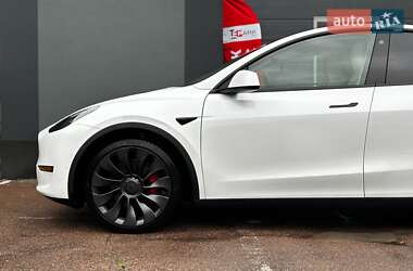 Внедорожник / Кроссовер Tesla Model Y 2022 в 