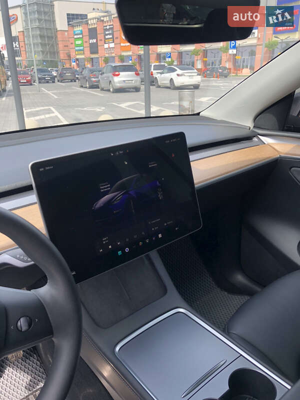 Позашляховик / Кросовер Tesla Model Y 2023 в Львові