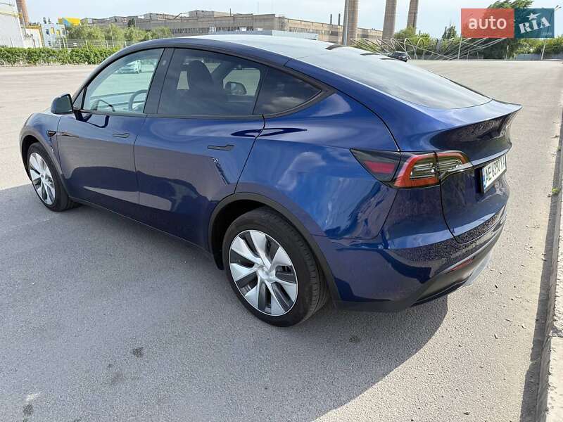 Внедорожник / Кроссовер Tesla Model Y 2023 в Днепре