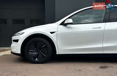 Внедорожник / Кроссовер Tesla Model Y 2025 в 