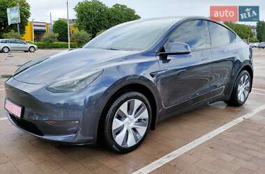 Внедорожник / Кроссовер Tesla Model Y 2024 в 