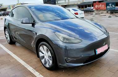 Внедорожник / Кроссовер Tesla Model Y 2024 в 