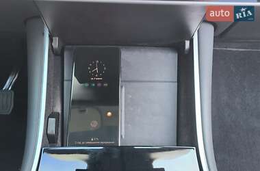 Позашляховик / Кросовер Tesla Model Y 2020 в 