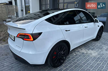 Внедорожник / Кроссовер Tesla Model Y 2023 в 