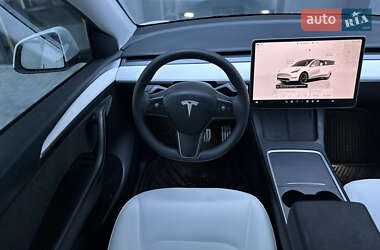Внедорожник / Кроссовер Tesla Model Y 2023 в 