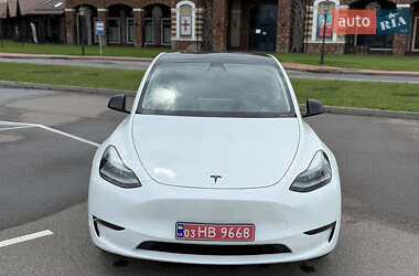 Внедорожник / Кроссовер Tesla Model Y 2023 в 