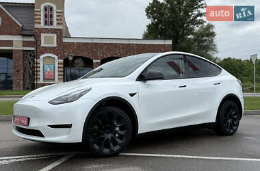 Внедорожник / Кроссовер Tesla Model Y 2023 в 