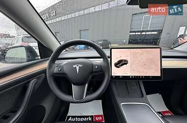 Позашляховик / Кросовер Tesla Model Y 2022 в 