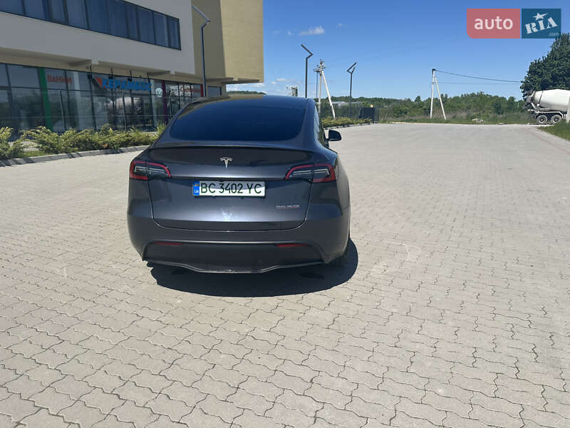 Внедорожник / Кроссовер Tesla Model Y 2023 в Львове