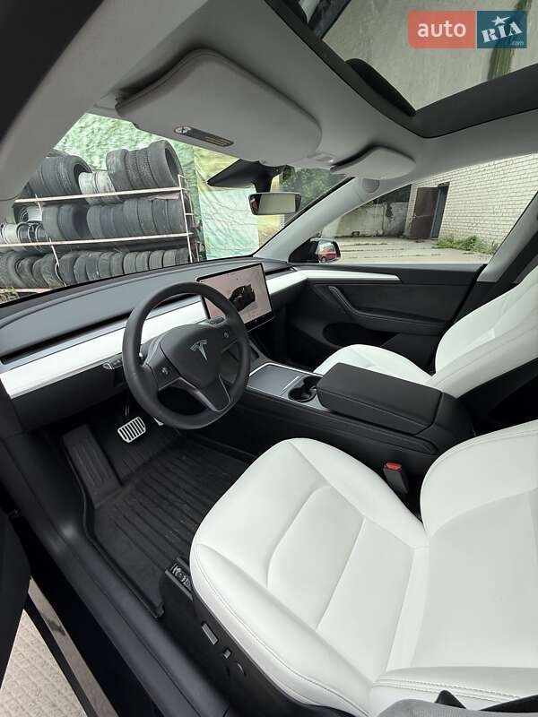 Внедорожник / Кроссовер Tesla Model Y 2023 в Киеве фото 6 Внедорожник / Кроссовер Tesla Model Y 2023 в Киеве