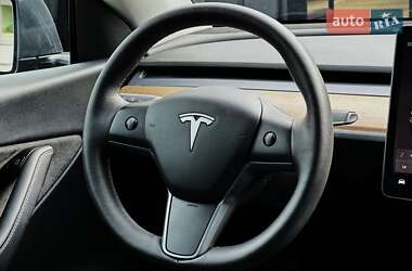 Внедорожник / Кроссовер Tesla Model Y 2022 в 