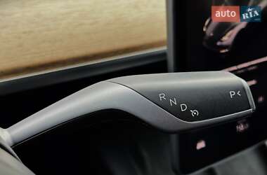 Внедорожник / Кроссовер Tesla Model Y 2022 в 