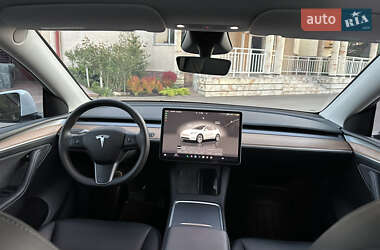 Внедорожник / Кроссовер Tesla Model Y 2023 в 