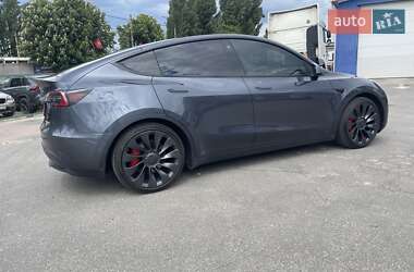 Внедорожник / Кроссовер Tesla Model Y 2021 в 