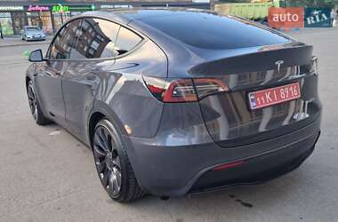 Внедорожник / Кроссовер Tesla Model Y 2021 в 
