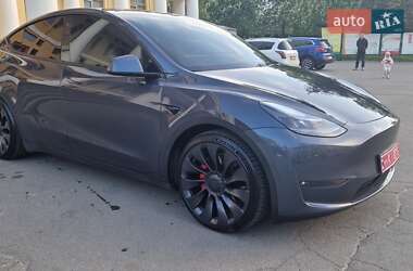 Внедорожник / Кроссовер Tesla Model Y 2021 в 